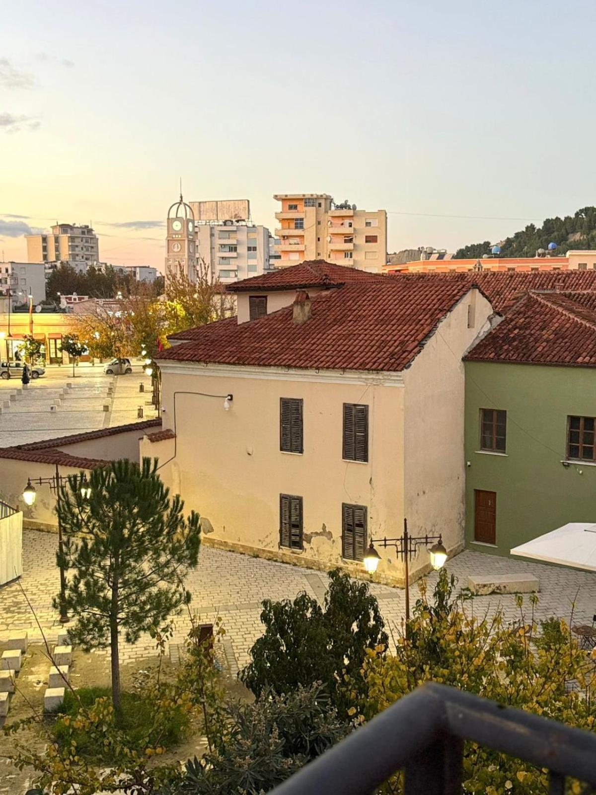 Buddha House And Cocktail Bar Hotel Vlore